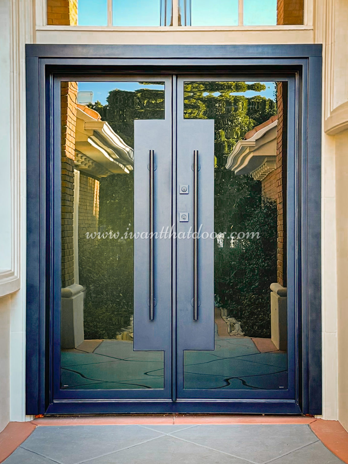 5 Reasons to Use Pivot Doors on Your Next Project