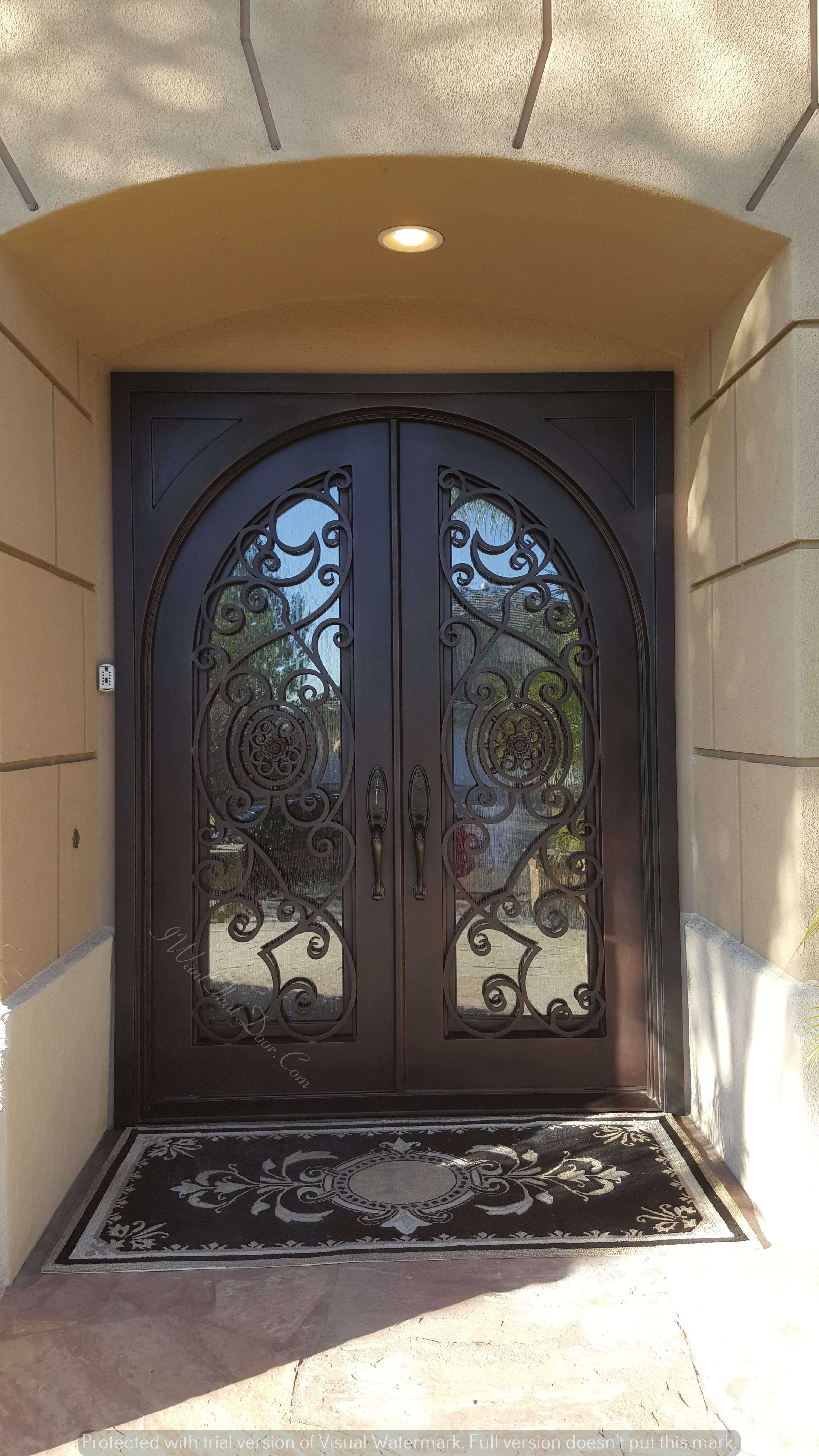 Perisian Square Top Round Double Entry Iron Doors