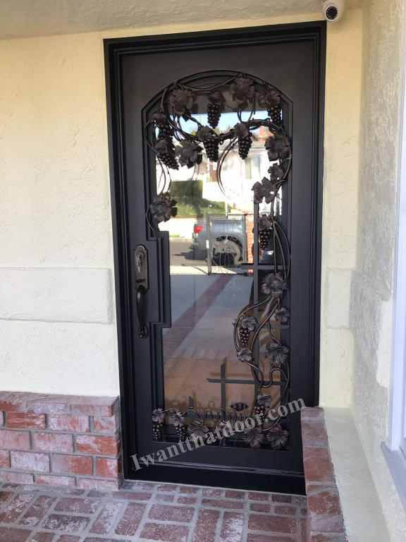 vino square top single front iron door